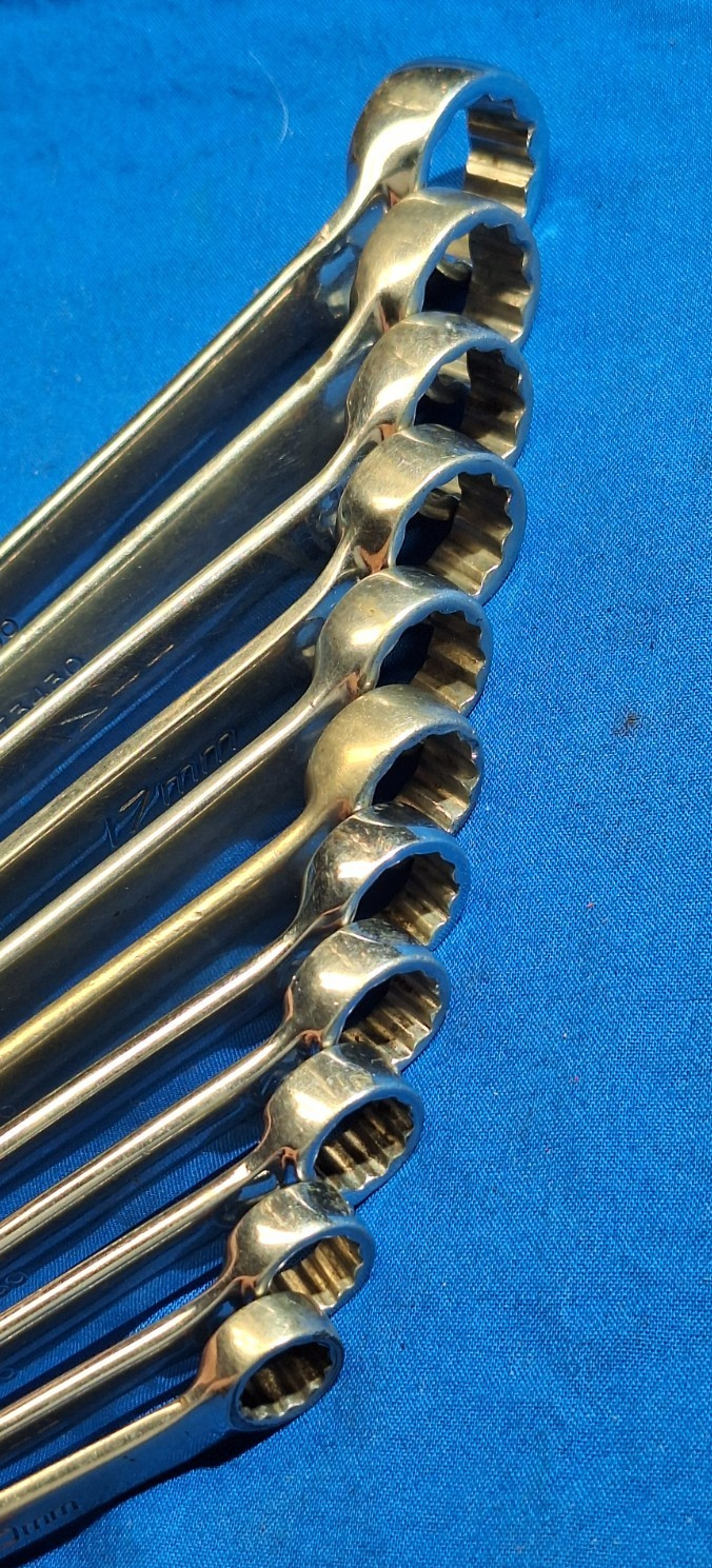 Snap-On OEXM710B +1 11pc Metric combination wrench set 20mm – 10mm