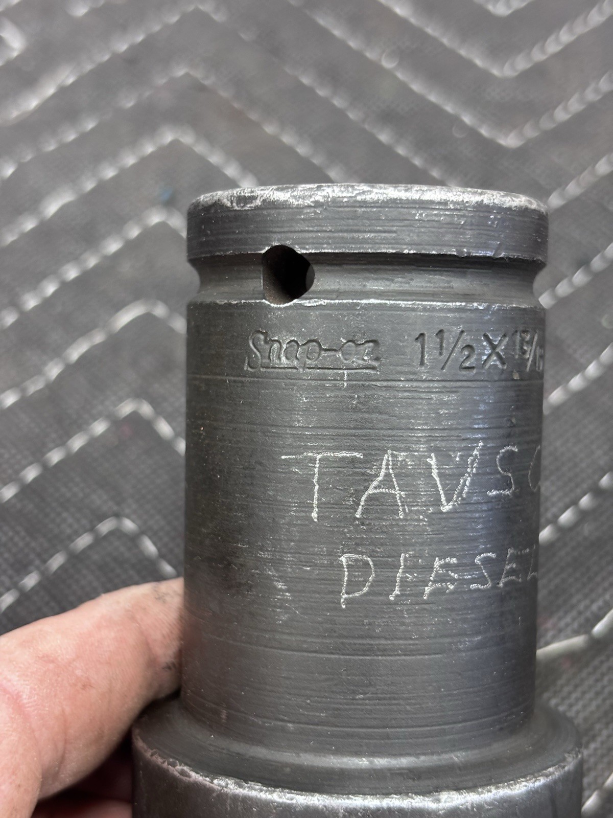 Snap-on Tools USA (BWD-482) 3/4” Drive -6 Point -Impact Socket (1-1/2” x 13/16″)