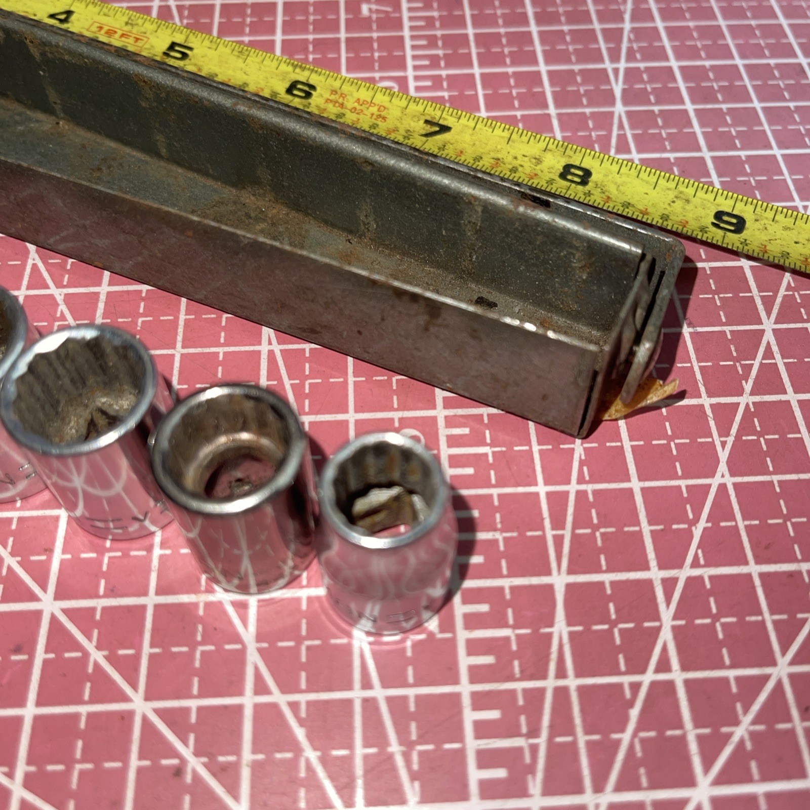 Sears Craftsman USA 8 Piece V SAE 3/8 Drive Socket Set Metal Lip Hanger Case