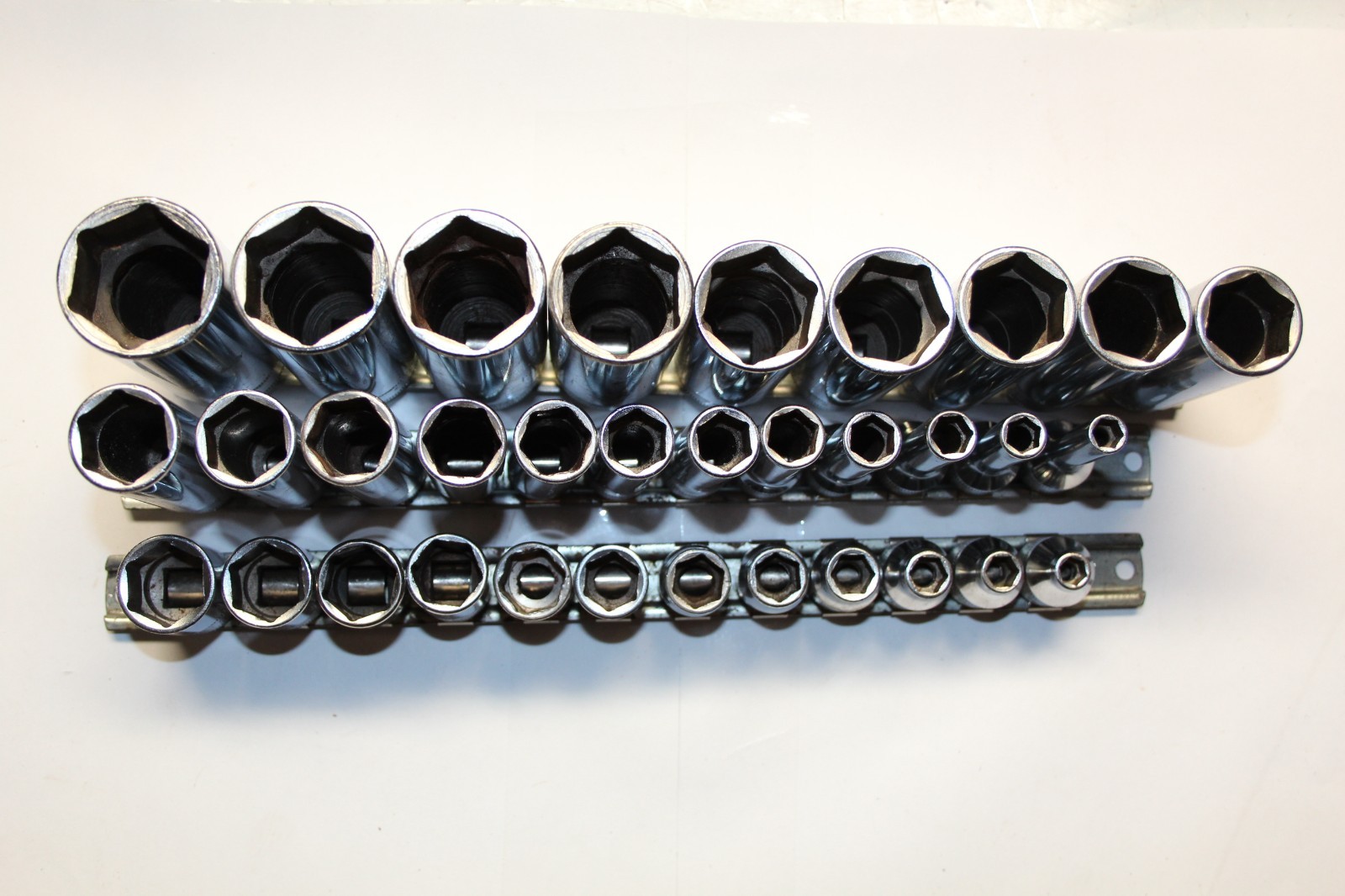 SNAP-ON TOOLS 3/8″ DRIVE 6-POINT METRIC DEEP/SHALOW SOCKET SET 26MM-6MM 33pc USA