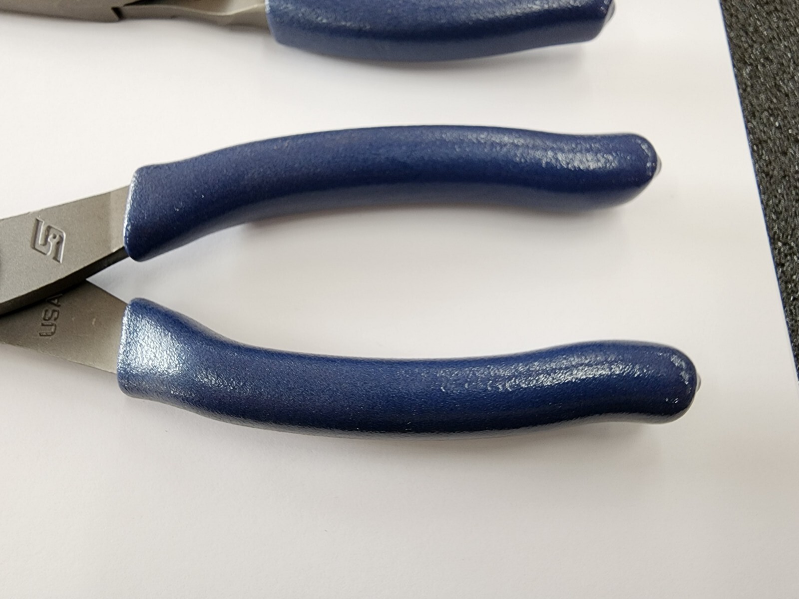 Snap-on Tools USA NEW 2pc POWER BLUE 9″ & 6″ Soft Grip Needle Nose Pliers Set
