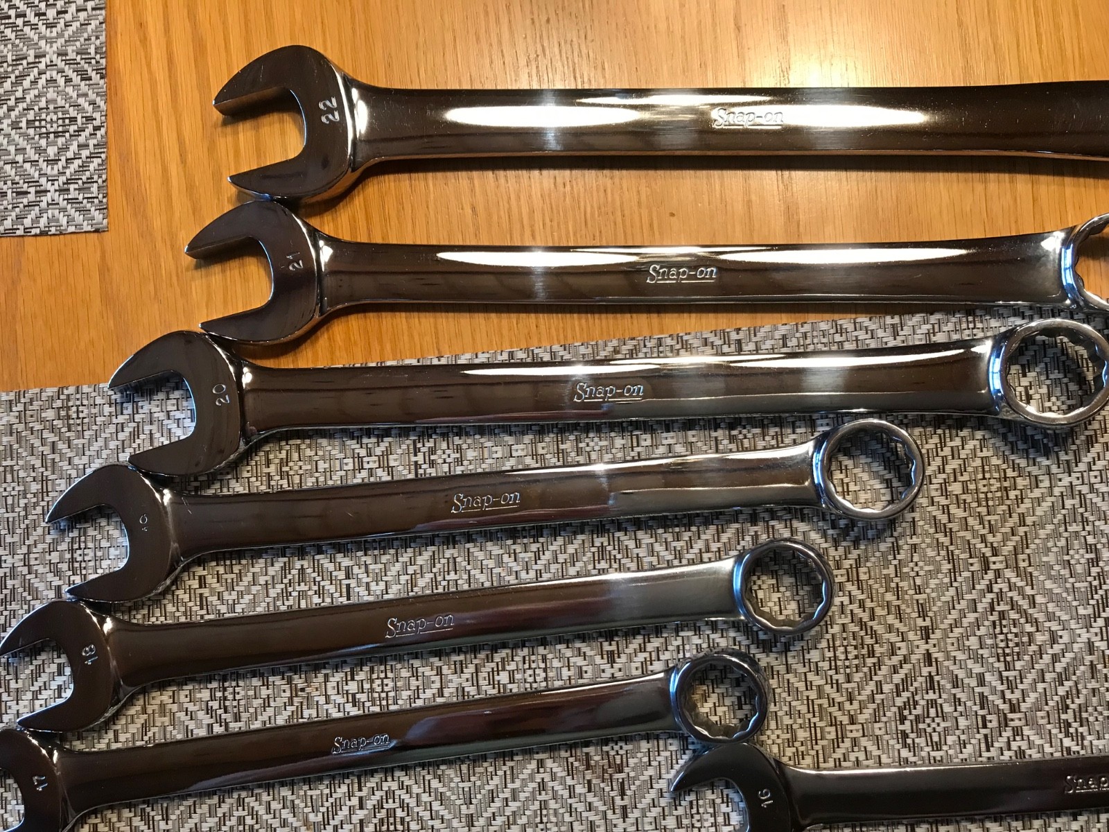 Snap-on OEXM713 – 13 Piece Metric Standard Handle 12Pt Combination Wrench Nice !