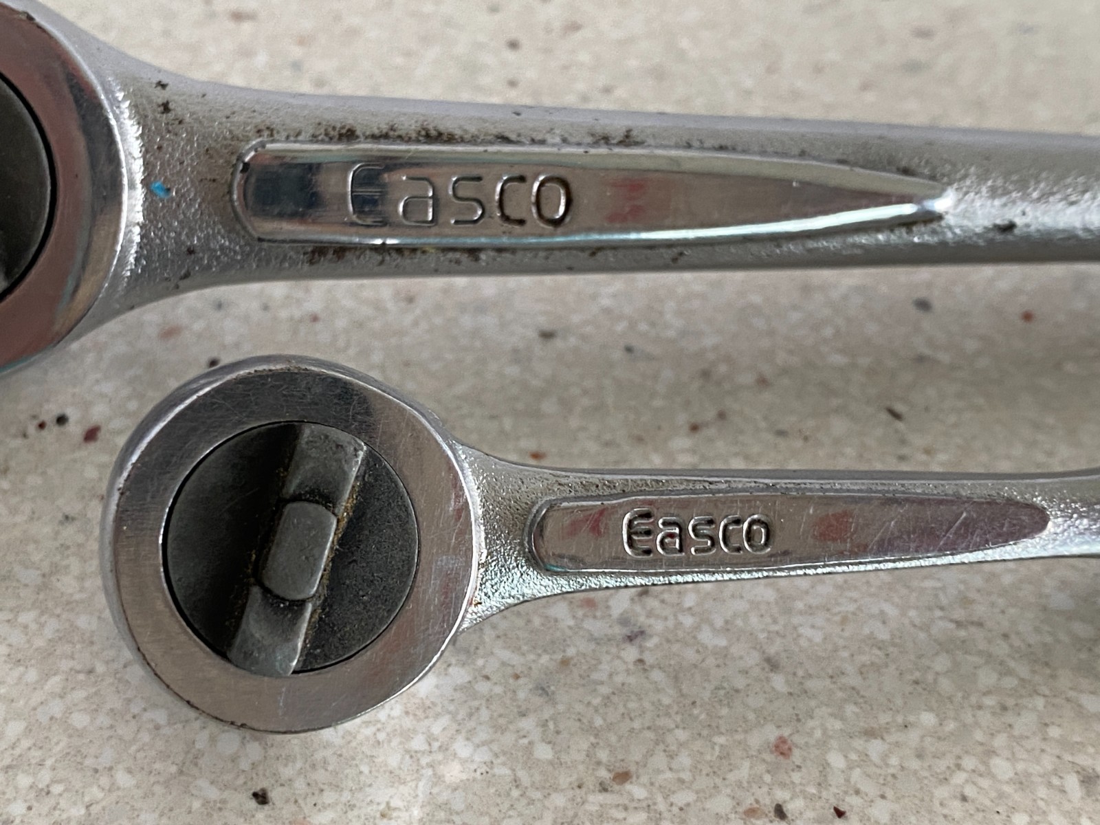 Easco Ratchet Lot 3/8″ & 1/4″ Drive Thumb Wheel USA Used 3/8 721109 1/4 711106
