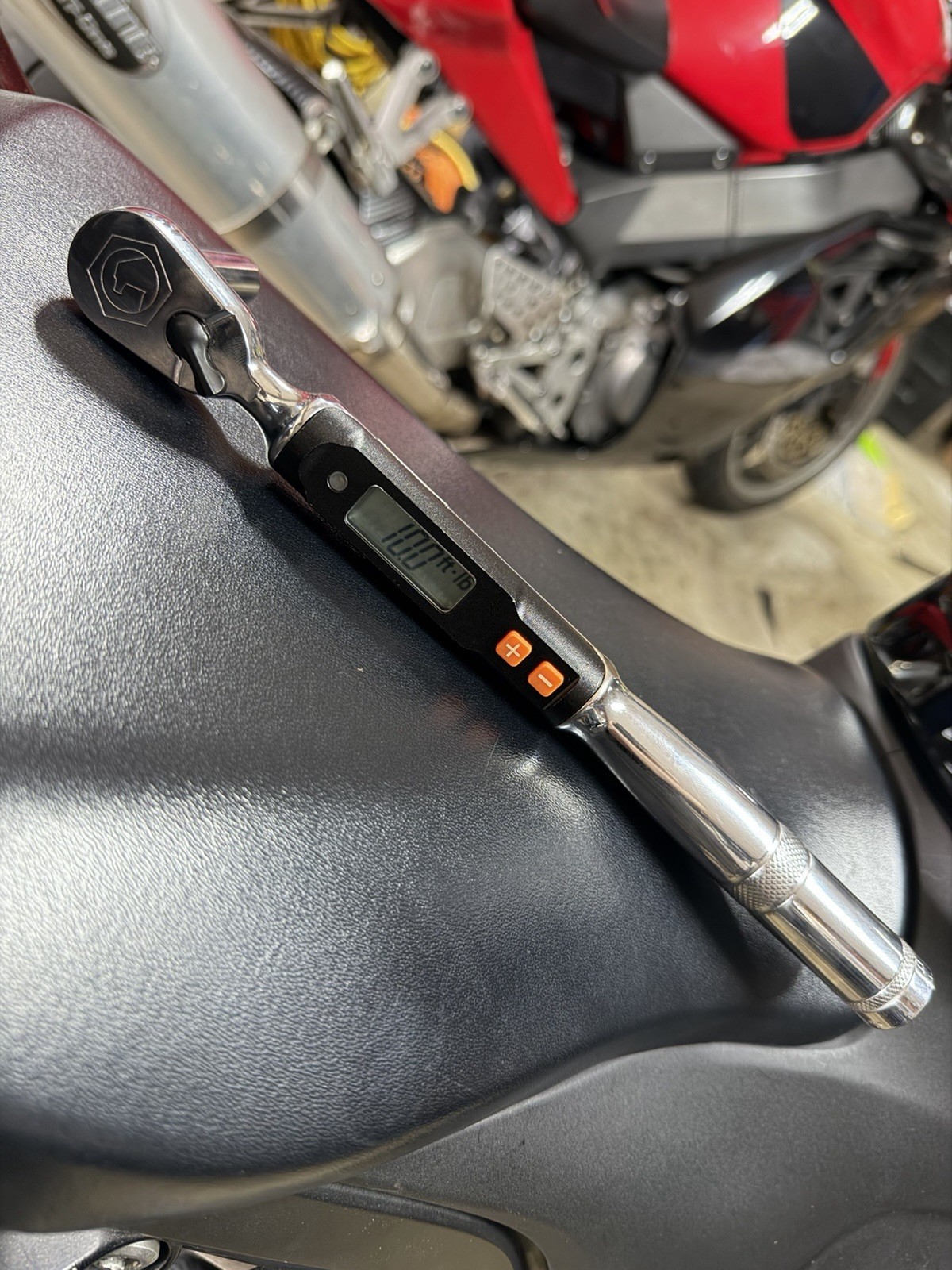 Matco DTR80F 3/8 in Electronic Digital Ratcheting Torque Wrench Reversible