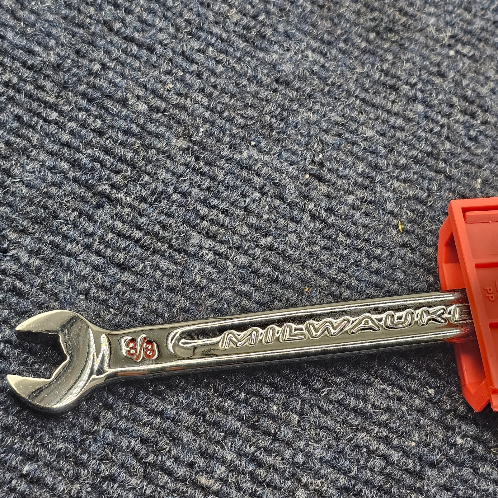Milwaukee Tool 45-96-9212 3/8″ SAE Ratcheting Combination Wrench