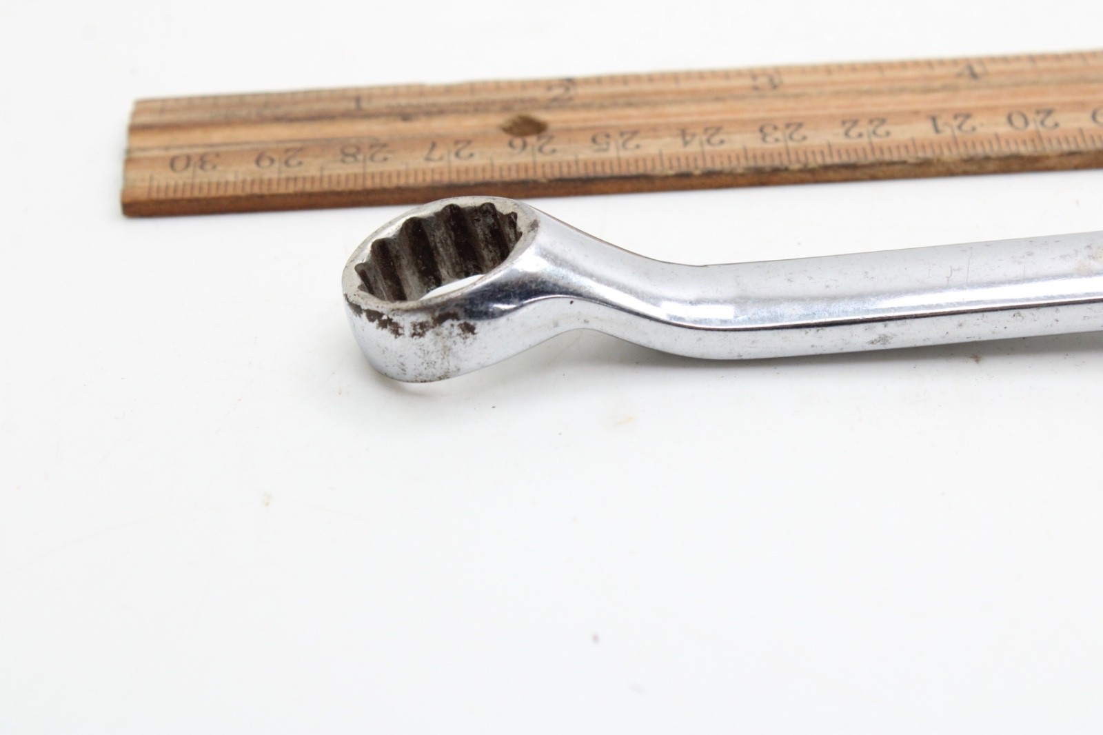 Snap-on XB2022 5/8″ x 11/16″ SAE Chrome 12 Point 10° Offset Box End Wrench USA