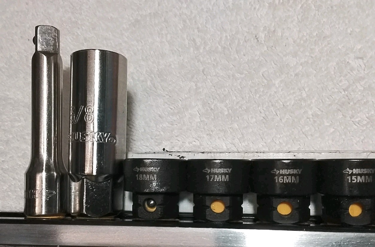 15PC 3/8″ DRIVE LOW PROFILE IMPACT METRIC 6PT SOCKET SET/5/8″ SPARK PLUG…