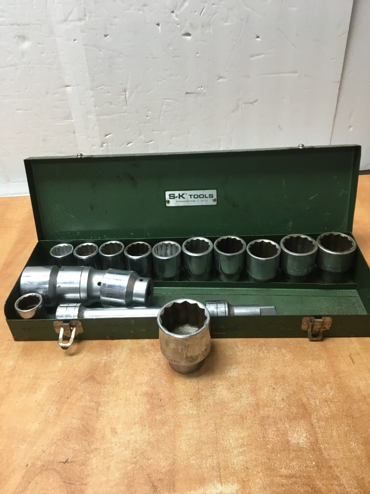 SK Tools 3/4 Drive 17pc Socket Set SAE 7/8 to 1-13/16″” Sockets Extensions READ