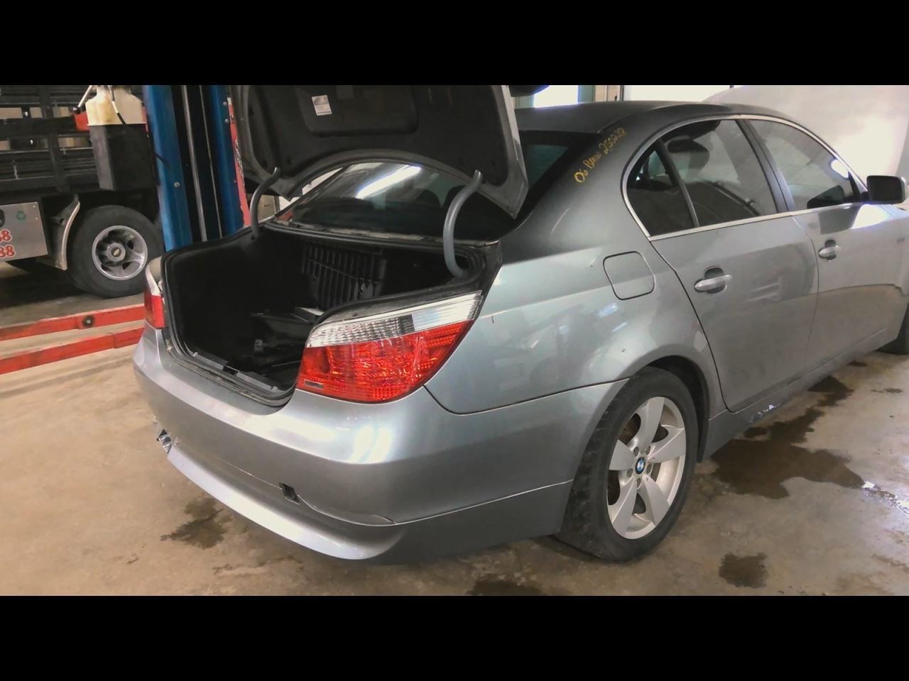 525I 2006 Tools Jack 695476