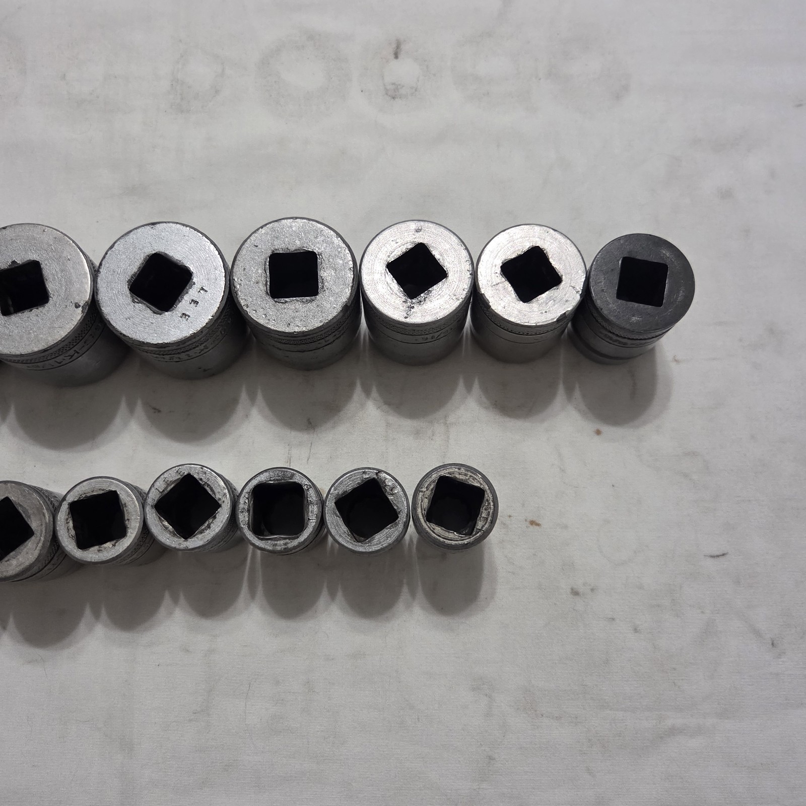 Vintage SK Tools 16pc 7/16″ to 1-1/4″ 12pt SAE Socket Set 1/2″ Drive Made In USA