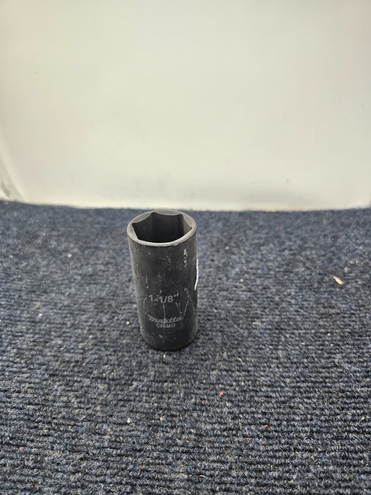 Makita 1-1/8″ Deep Well Impact Socket 1/2″ Drive CR-MO Black