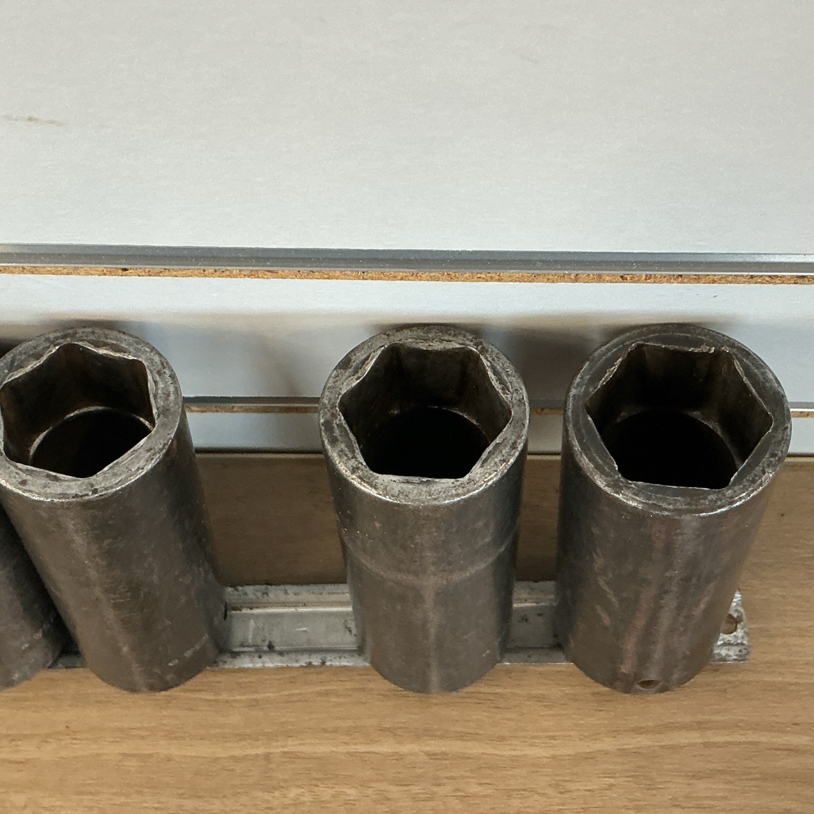 Snap On 1/2″ Drive SIM 160-320 Deep Impact Sockets 1/2″ to 1″ 9 Pc Set 6 Point