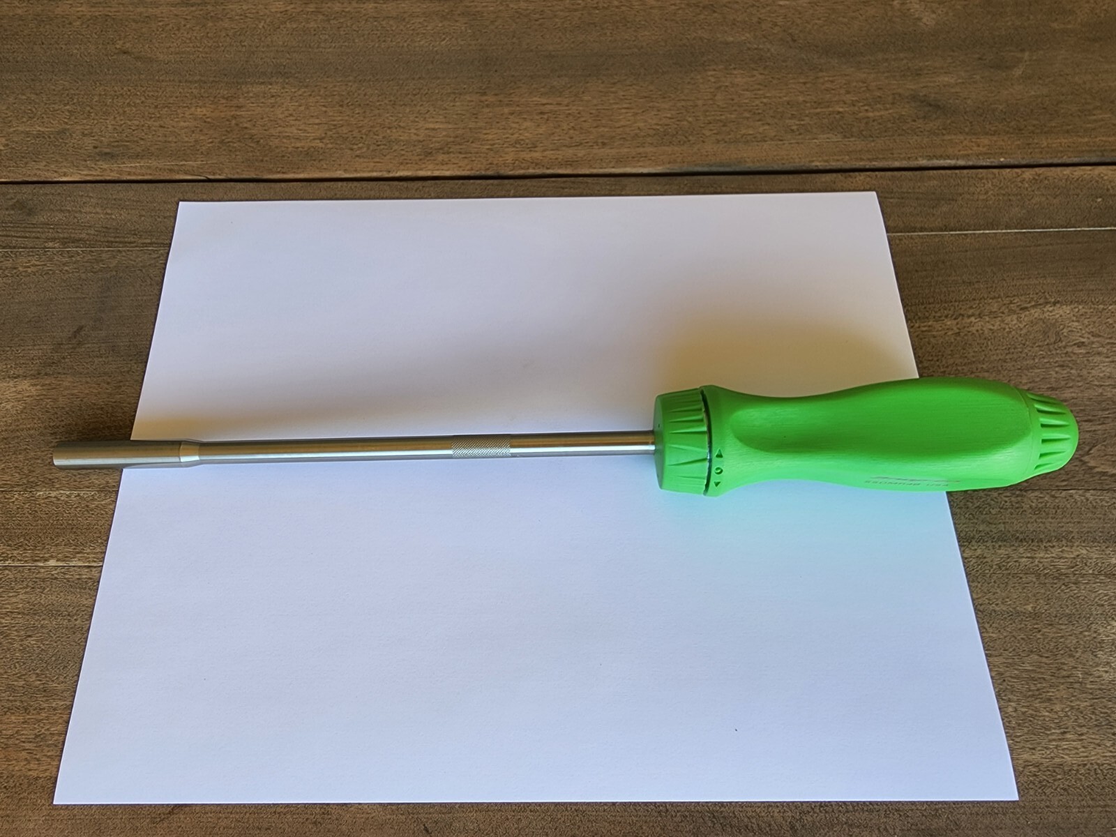 Snap-on Tools USA NEW GREEN Hard Grip 8″ Shaft Ratcheting Screwdriver SSDMR8AG
