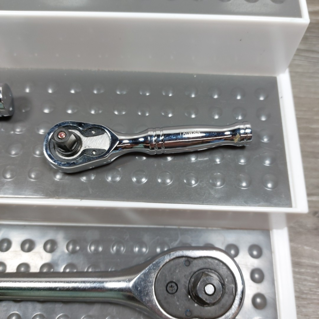 Vtg Stubby Ratchet Set Tawain 1/4, 3/8 & 1/2 Reversible