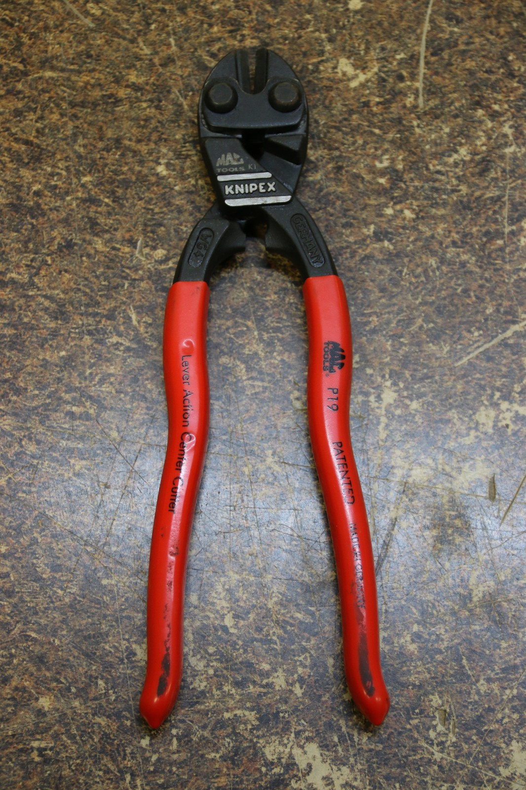 MAC TOOLS KNIPEX P19 LEVER ACTION CENTER CUTTER