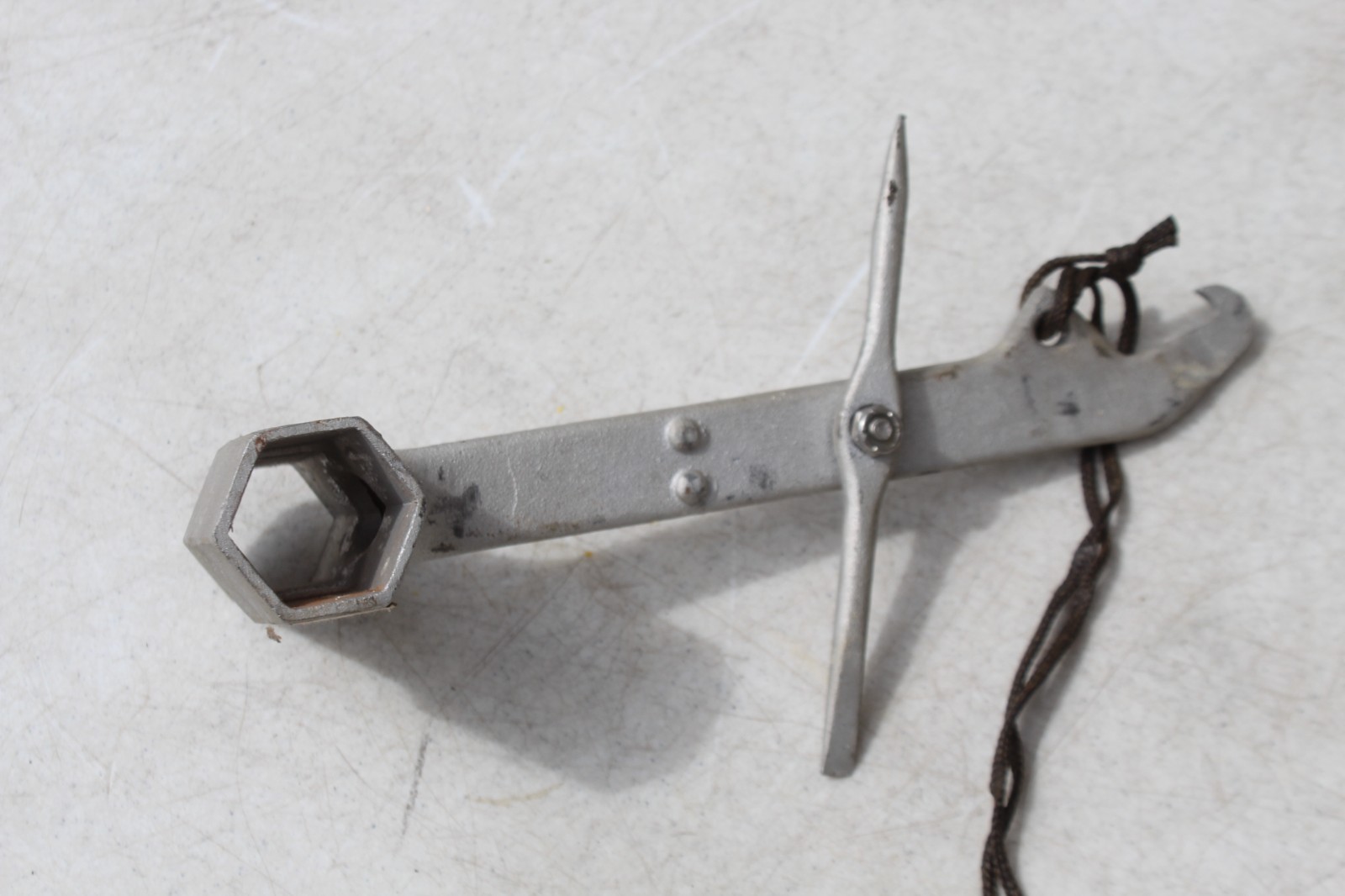 Pro Pull 6 in 1 Propeller Prop Nut Wrench Tool Boat Ram Mount Boat Motor
