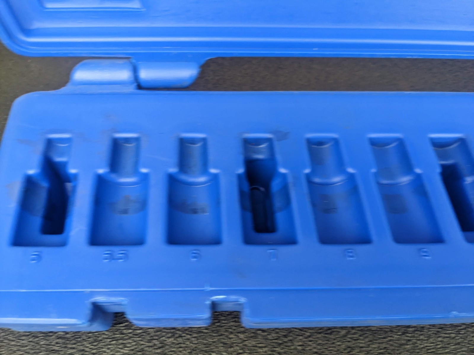 #bl257 Cornwell Blue Power CBPIU1M Case for 1/4″ Dr. Metric Universal Socket Set