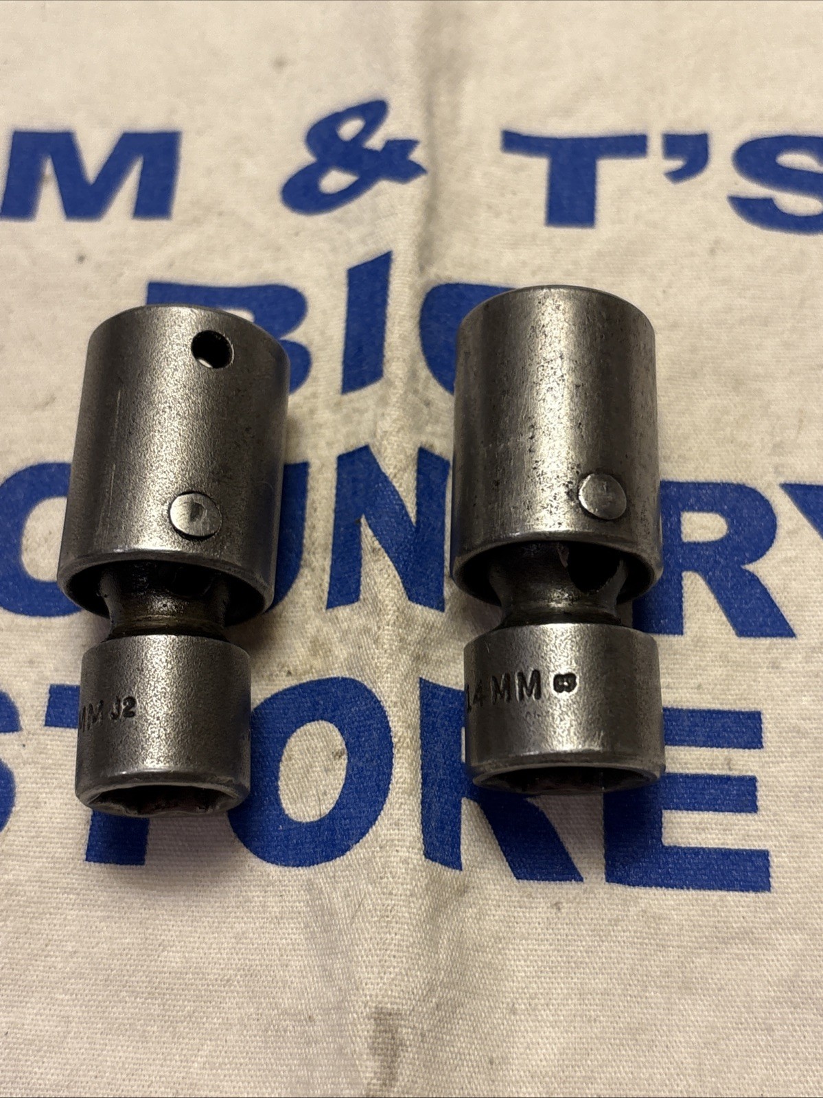 Mac Tools 3/8″ Drive 2pc 6pt Universal Swivel Sockets XUP6 12MM 14MM