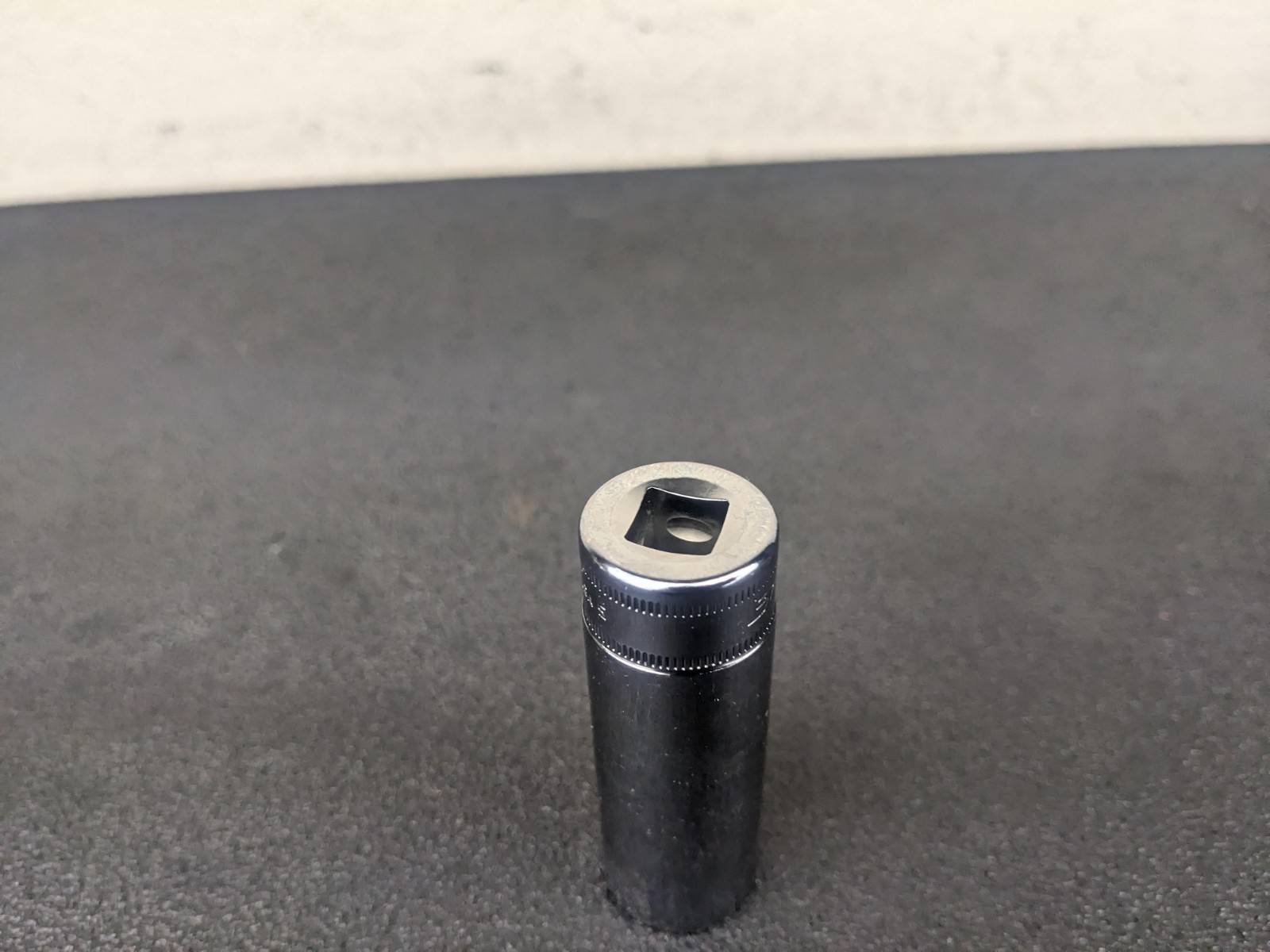 #av455 Snap-on Tools NEW 3/8″ Drive 17mm 6-point Deep Socket SFSM17