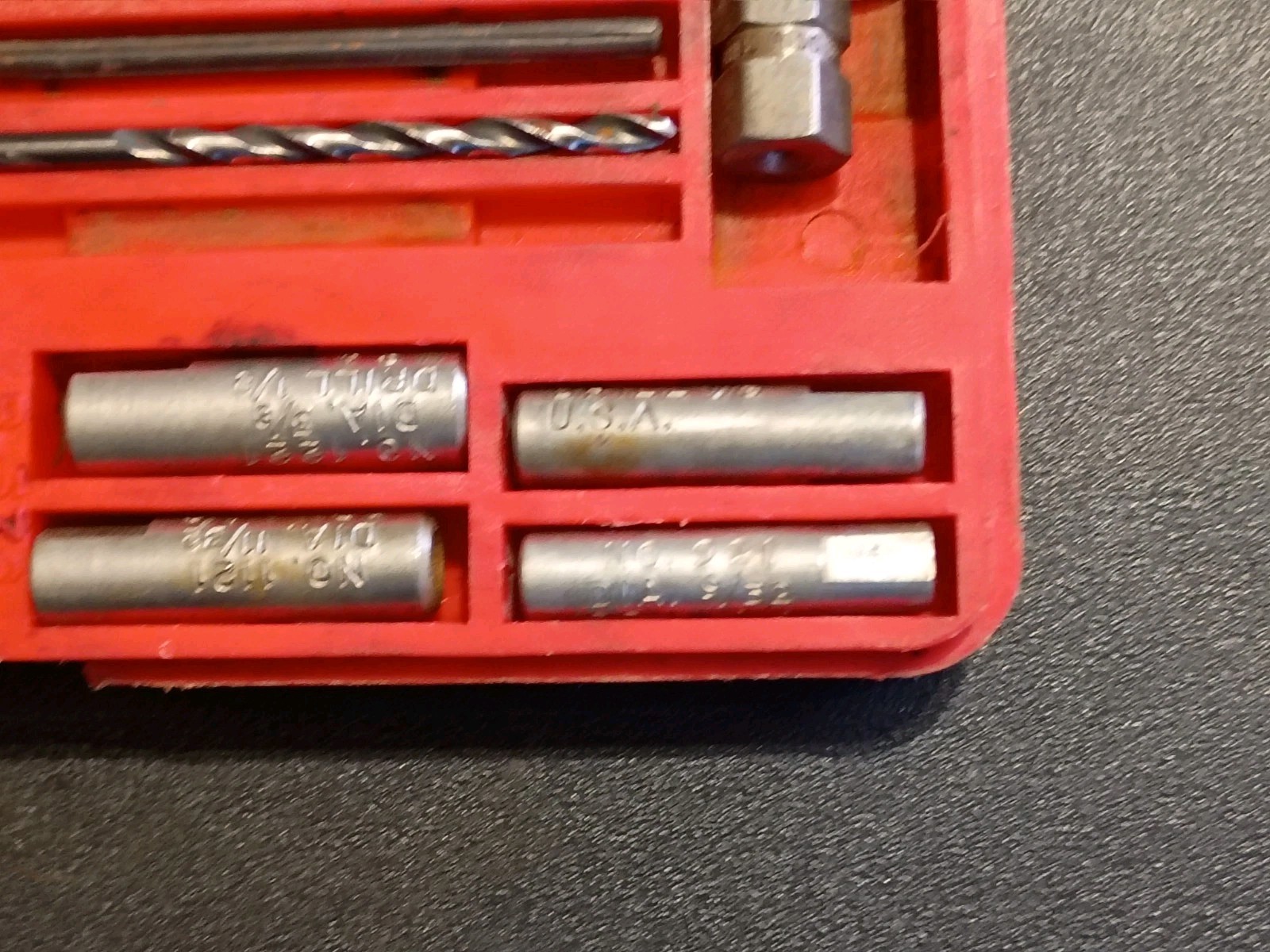 BLUE-POINT 1020 SCREW EXTRACTOR SET *INCOMPLETE SCREW EXTRACTOR TOOL KIT*AS IS