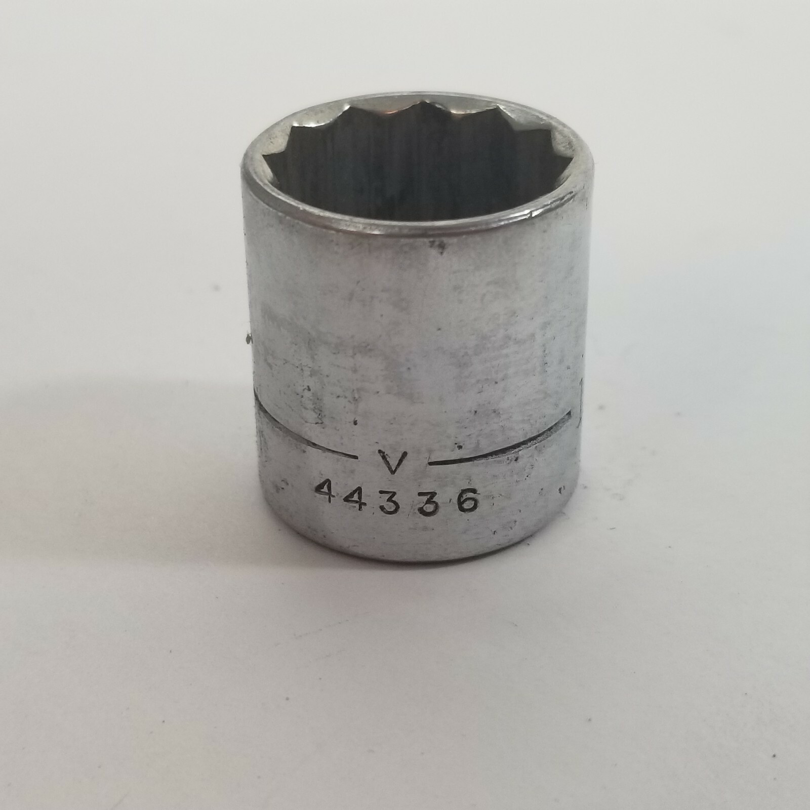 VINTAGE «CRAFTSMAN USA -V- 44336″ SOCKET ~ 3/8″ DRIVE ~ 11/16» ~ 12 POINT