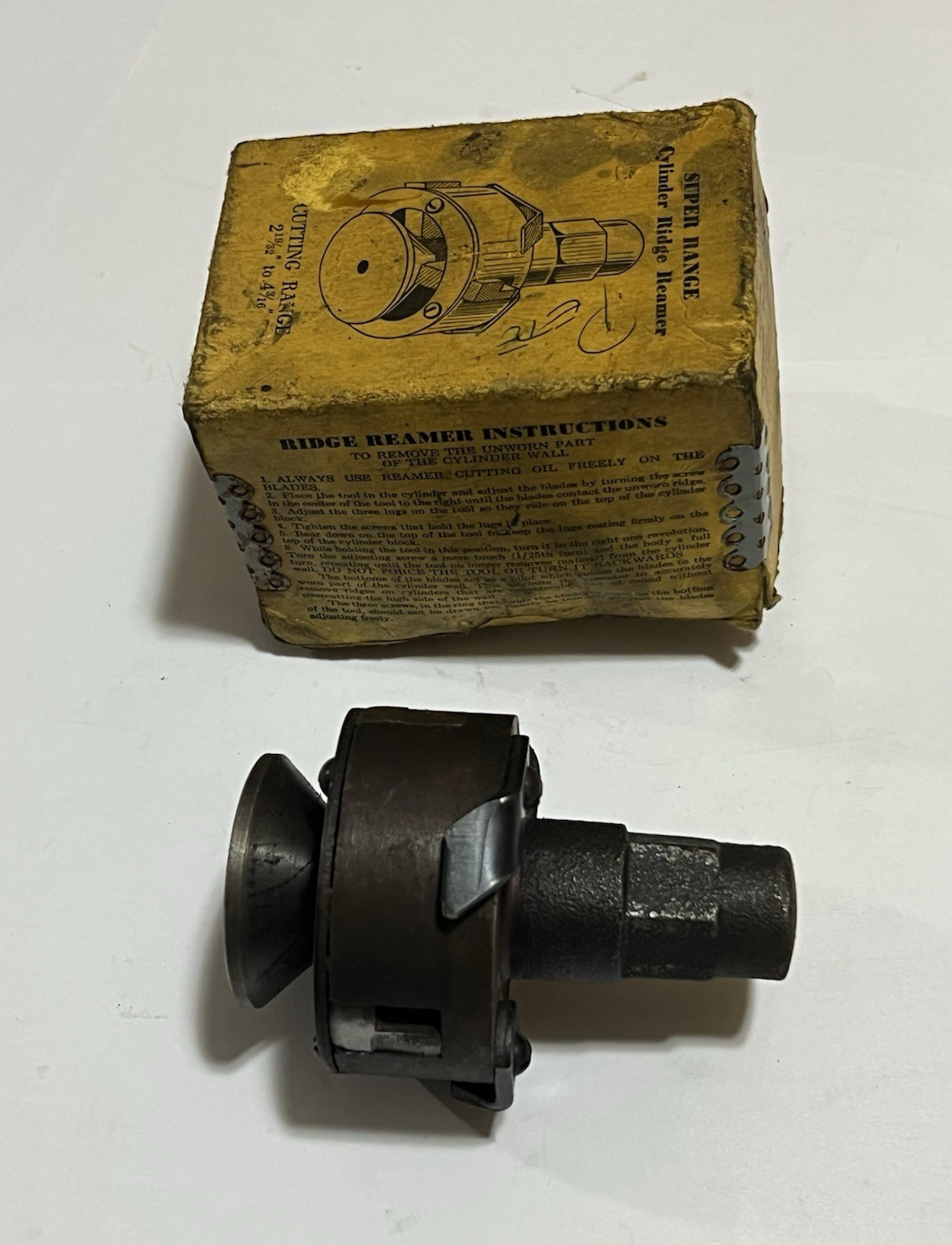 Super Range Vintage Engine Cylinder Ridge Reamer 2-19/32″ – 4-3/16″ in Box USA