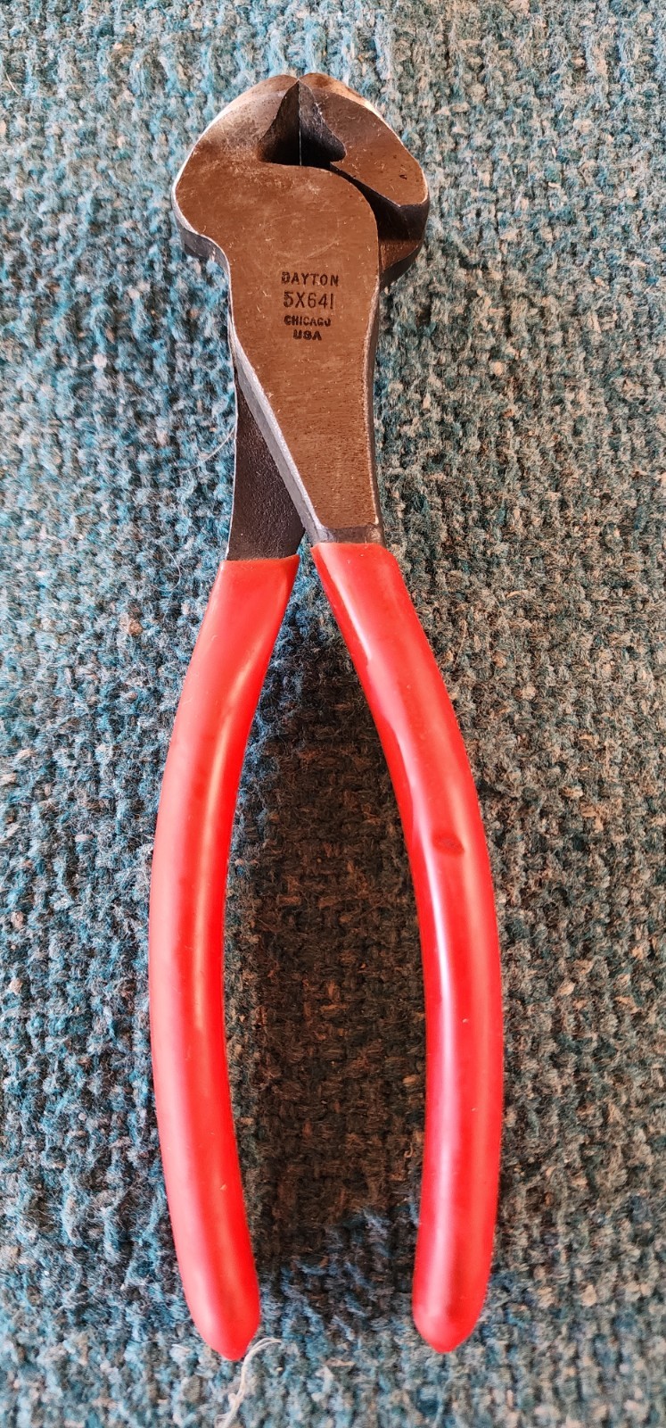 Vintage Dayton Chicago USA, 7.5″ End Knippers Cutters Red Handle 5X641 Preowned