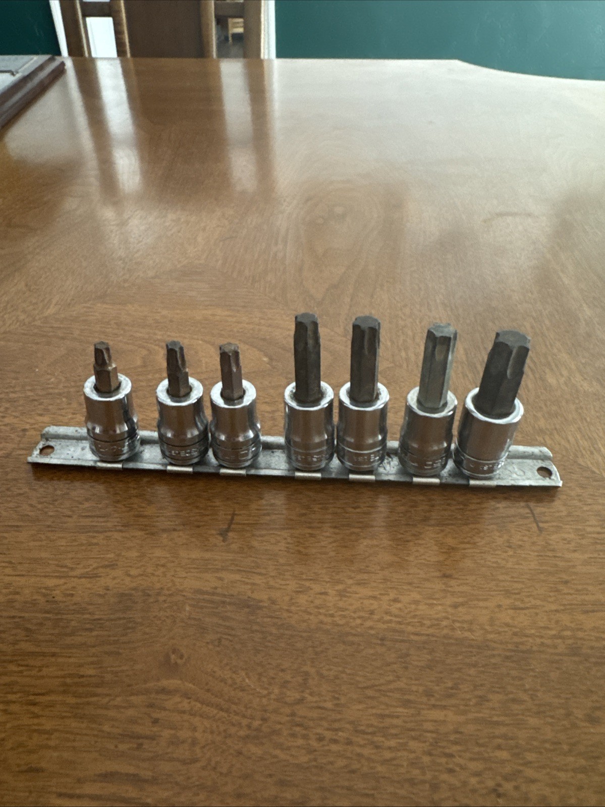 Snap-on 3/8″ Drive 7pc TORX Bit Standard Socket Set FTX27E-FTX55E With Rail