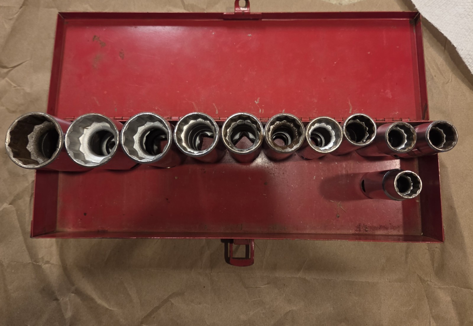 Vintage P & C 12-Point 1/2″ Deep Drive Tool Socket Set 11 Piece + Metal Case USA