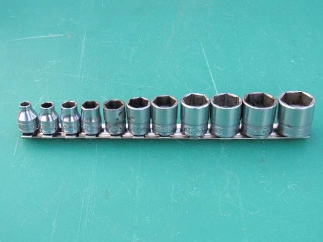 SNAP-ON 211FSY 3/8″ DRIVE 11PC SAE 6PT SHALLOW SOCKET SET 1/4″ – 7/8″ UNDERLINE