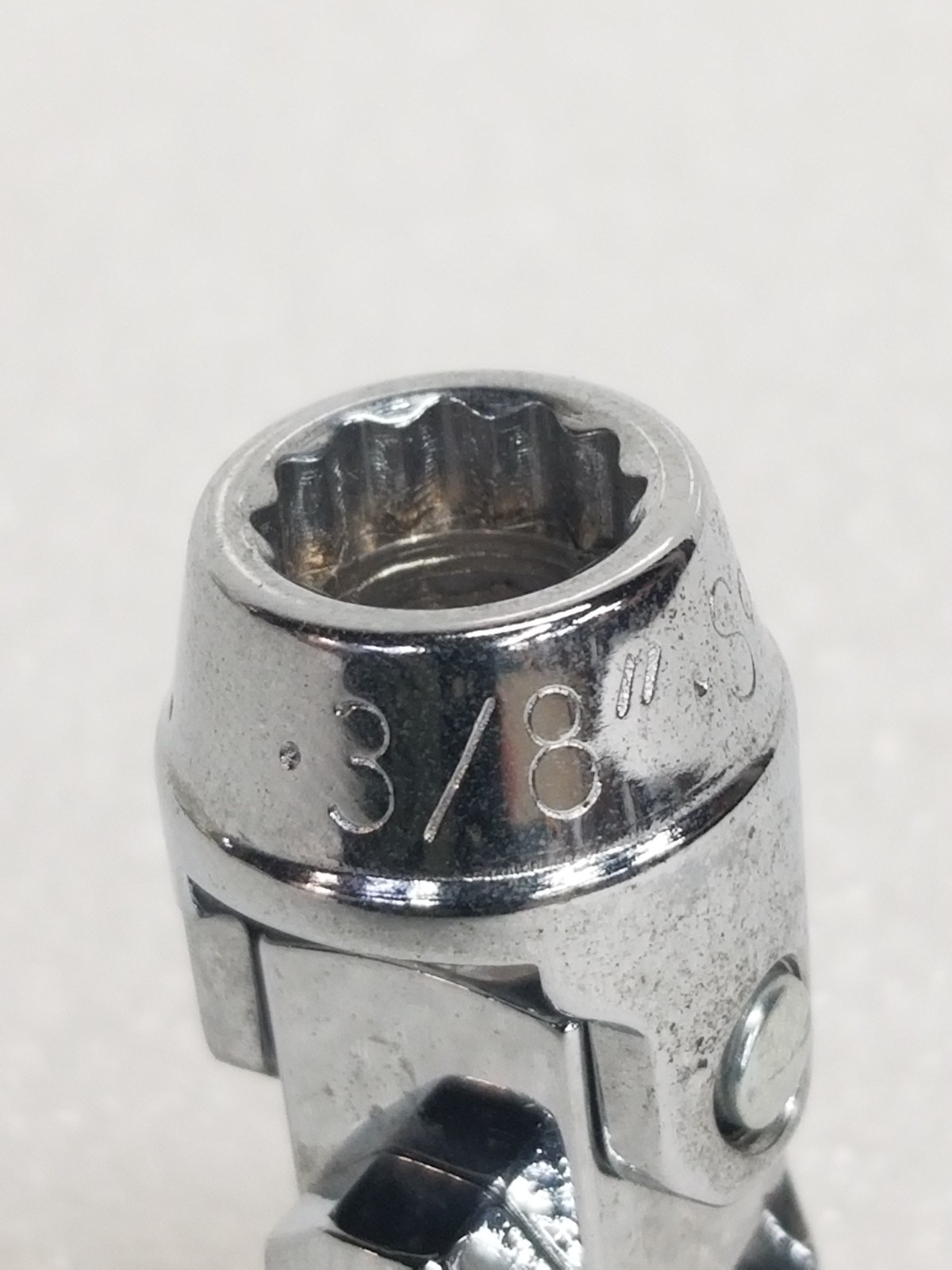 S-K 40662 Flex Socket 3/8″-Drive 12-Pt SuperKrome Finish Size-3/8″ Made in USA