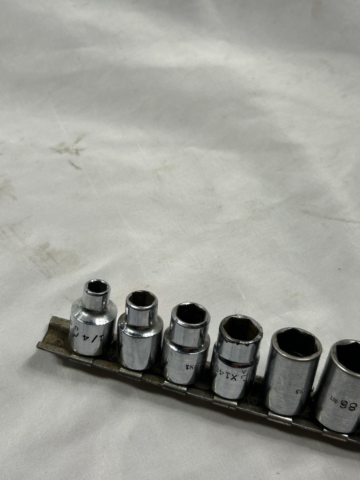 Mac Tools 12pc 3/8 Drive SAE Shallow Socket Set 1/4” To 15/16″ X 6Pt Dr