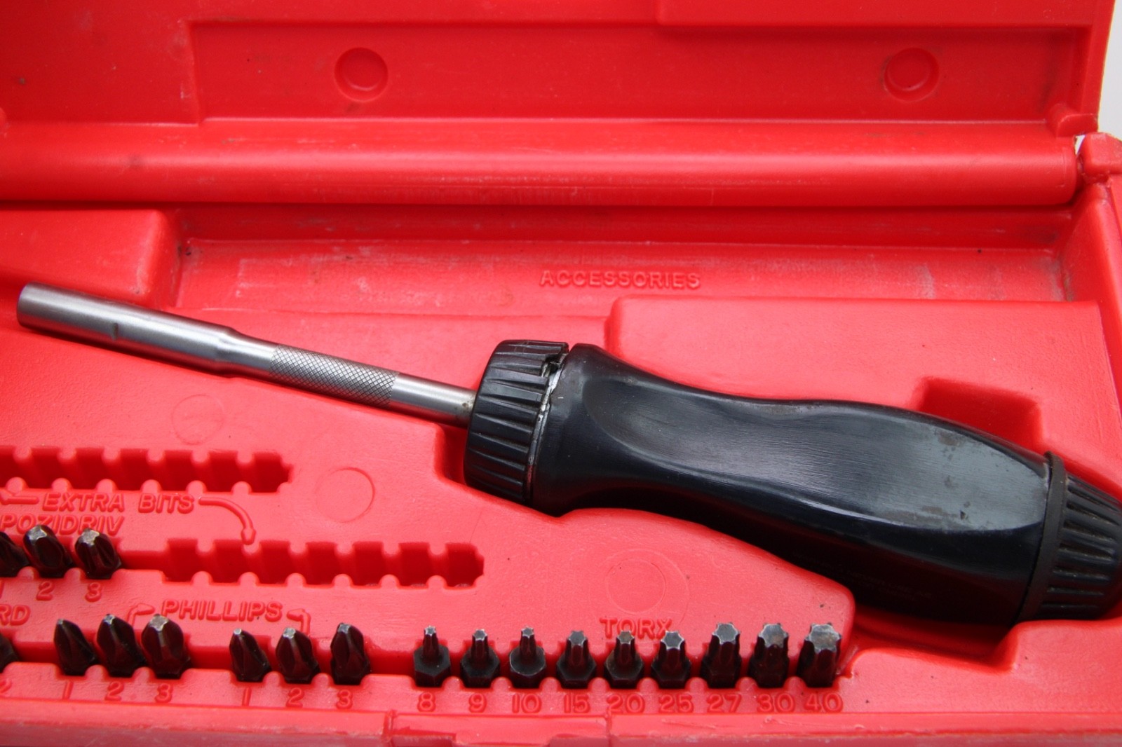 Snap On SSDMR220 22 Piece Ratcheting Screwdriver Set w/Red Case USA