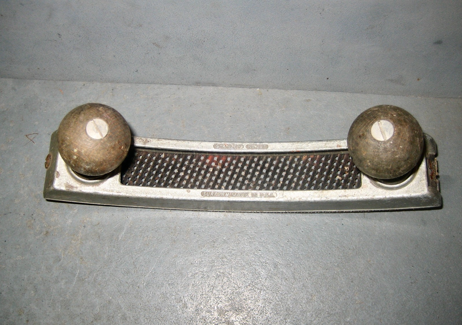 Vintage Stanley 397 Curved Rasp File Tool – auto body bondo/lead filler or wood