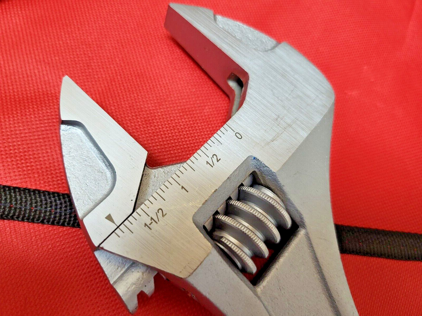 5 pc Adjustable Wrench Set 6 8 10 12 & 15″ Extreme Torque 1-1/2 1-13/16