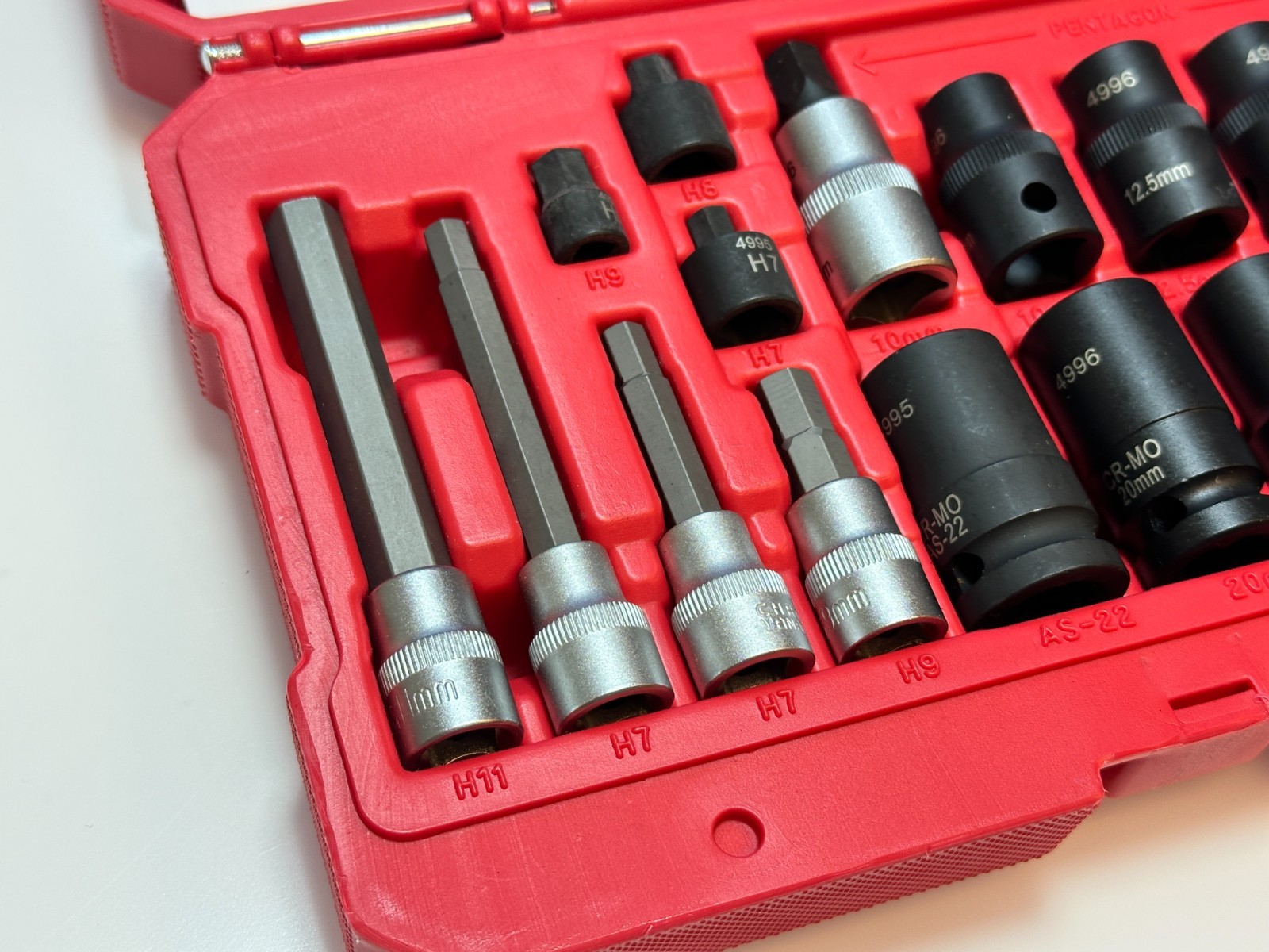 NEW Lock Technology LTI 4996 17 Piece Foreign Domestic Brake Caliper Socket Kit