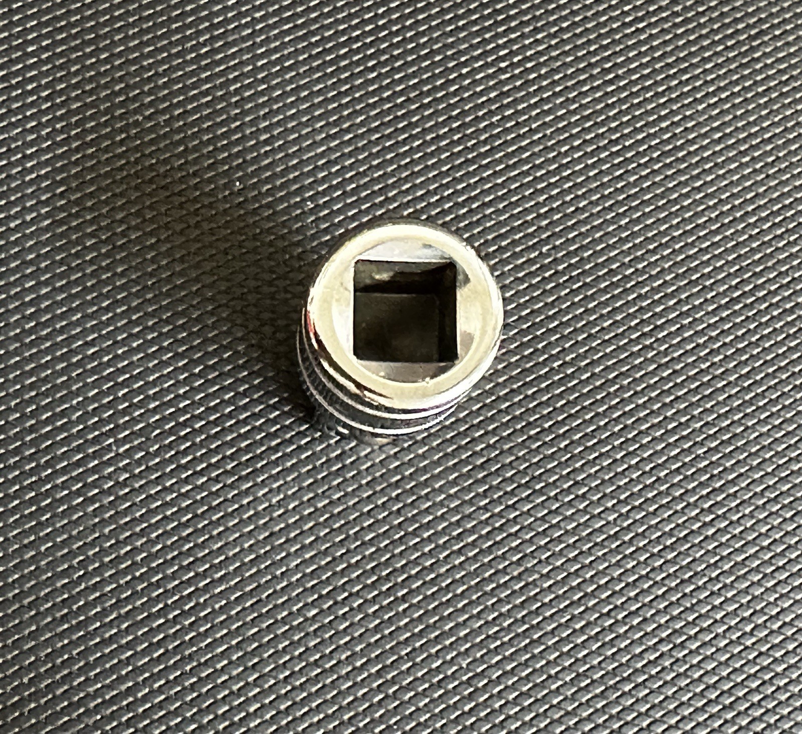 Snap On Tools A2A 3/8 To 1/2 Drive Chrome Adapter Extension ( Brand New )
