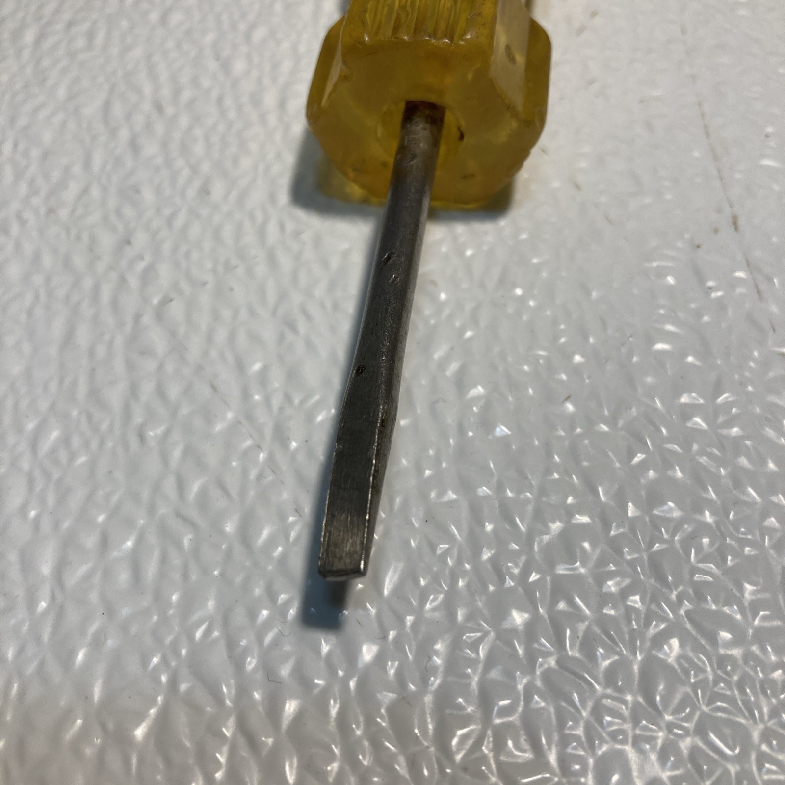 VTG Fuller 302 2-1/8” Shank 3/16″ Slotted Flat Tip Screwdriver 5 7/8” Long