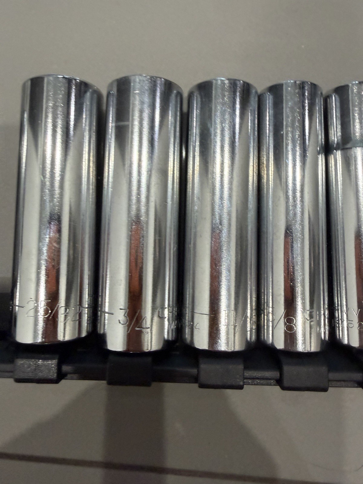 Craftsman USA 9 Piece EXTRA DEEP 6 Point Socket Set SAE 1/2″ Drive