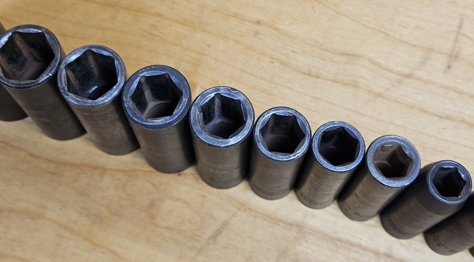 USA Used SAE Craftsman GK 1/2″ Drive Impact Socket Set 12 Pieces 3/8- 1 1/16