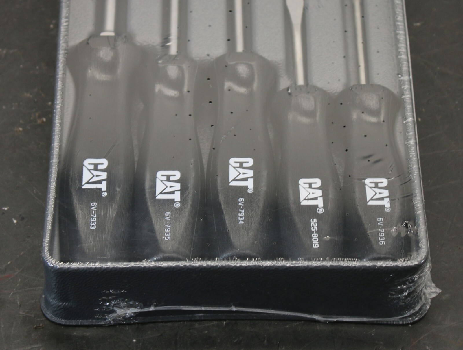 CAT Caterpillar 233-1640 5pc Screwdriver Set Hard Plastic Old Style Handle