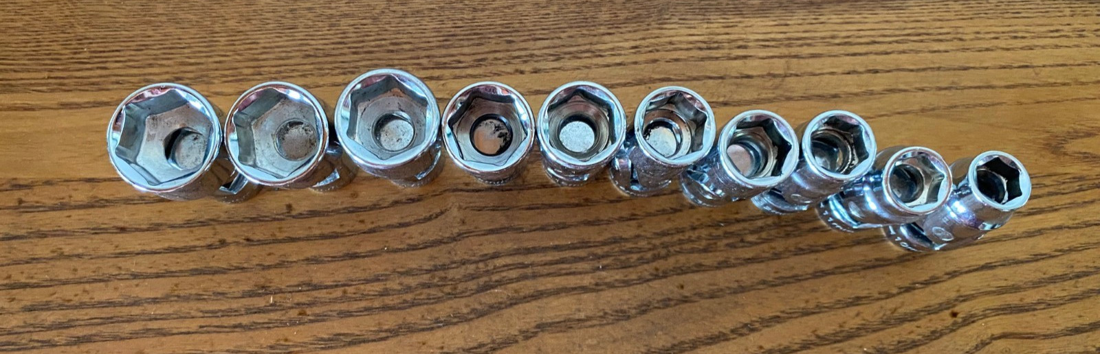 GearWrench 80565 3/8″ Flex 6 Pt Metric Swivel Socket Set of 10 – 10mm to 19mm