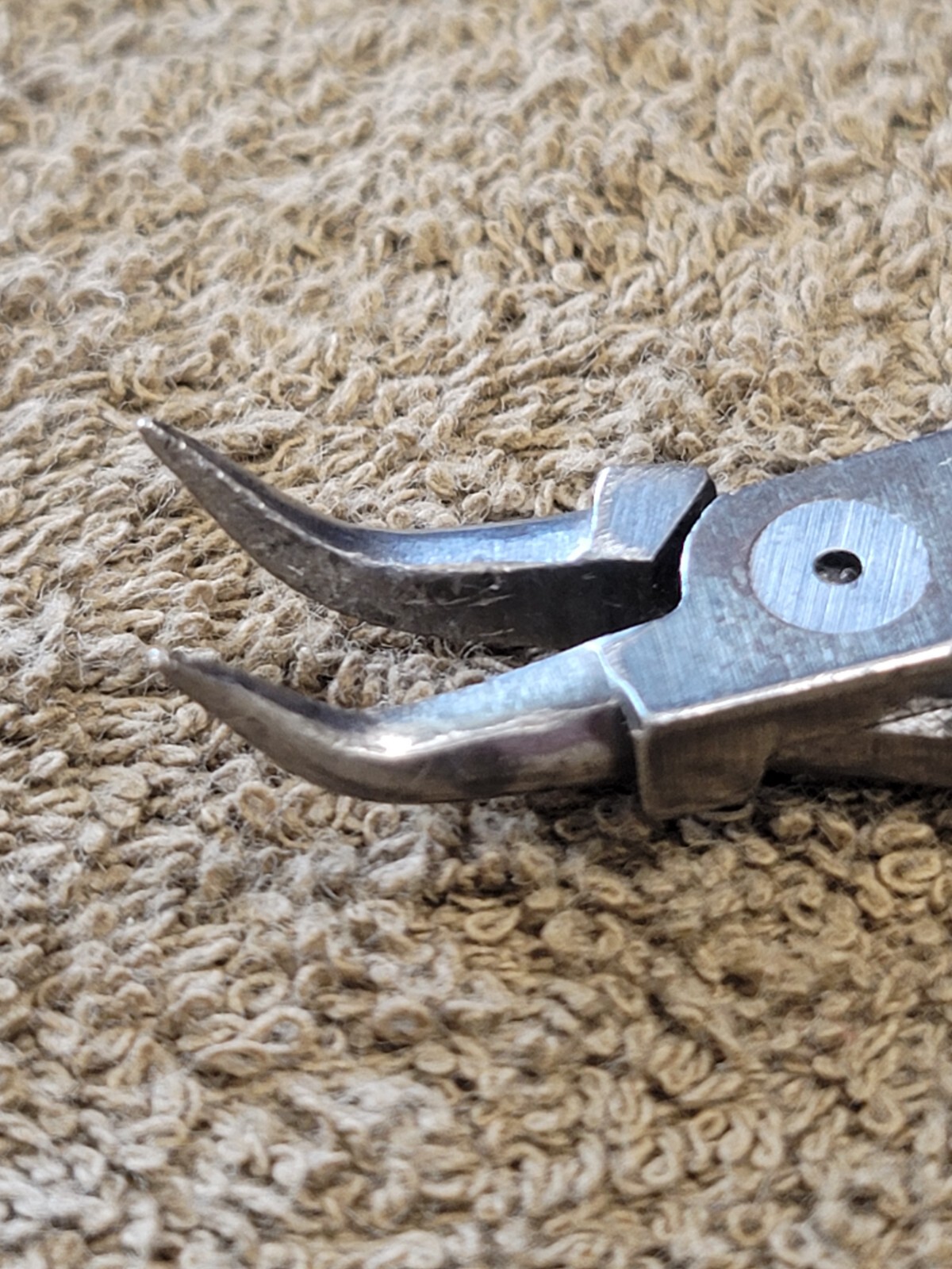 Snap on E771CG Angle Curved Needle Nose Electronic Pliers Cushion Grip Red 5 USA