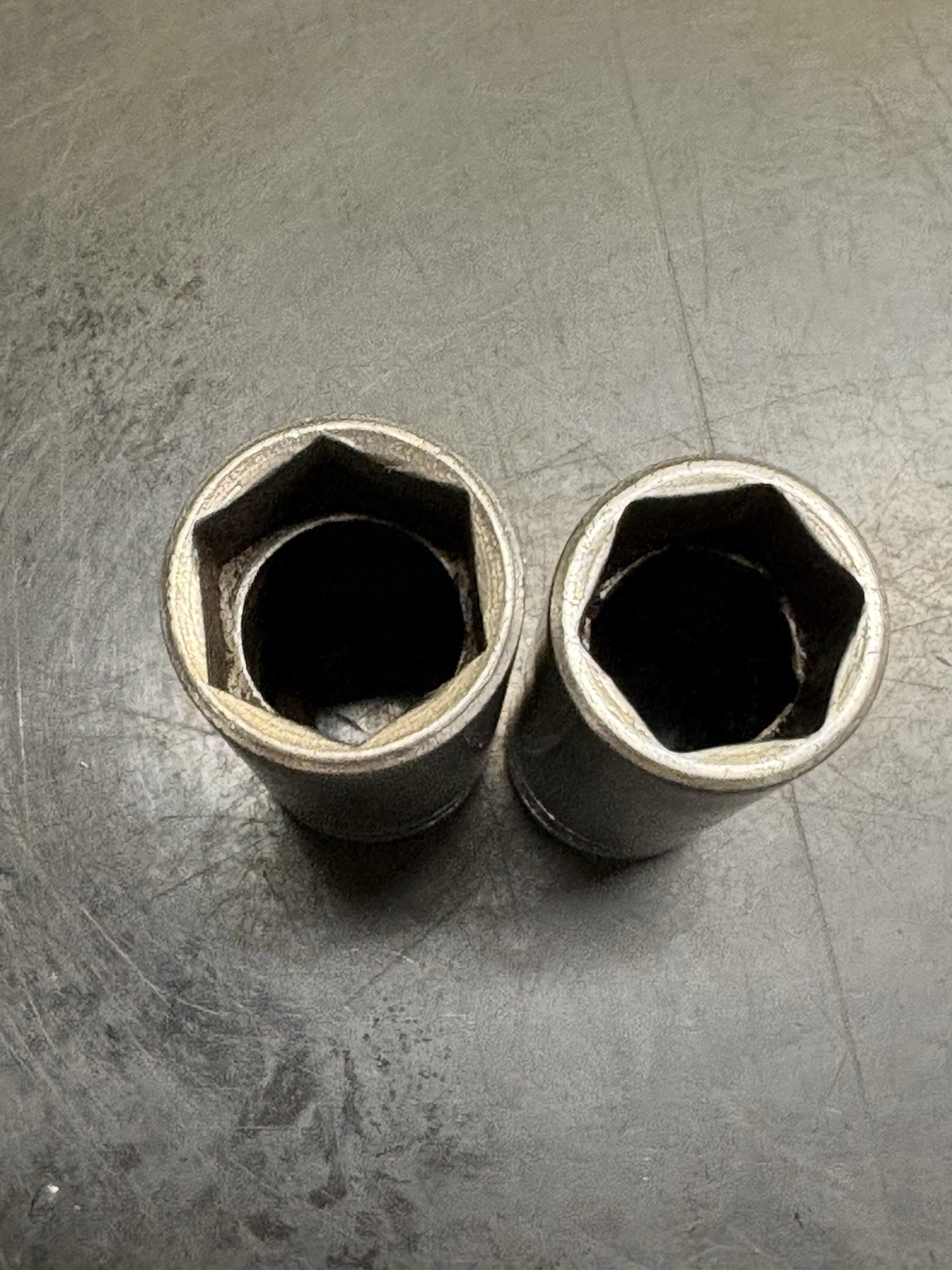 S-K Deep 11/16 And 5/8 Vintage Sockets 3/8 Drive 40422 And 40420
