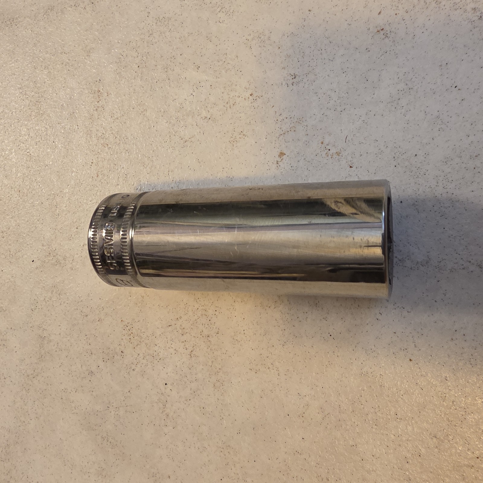 Snap-on Tool 3/8″ Drive Deep Chrome Socket Metric 18mm SFSM18