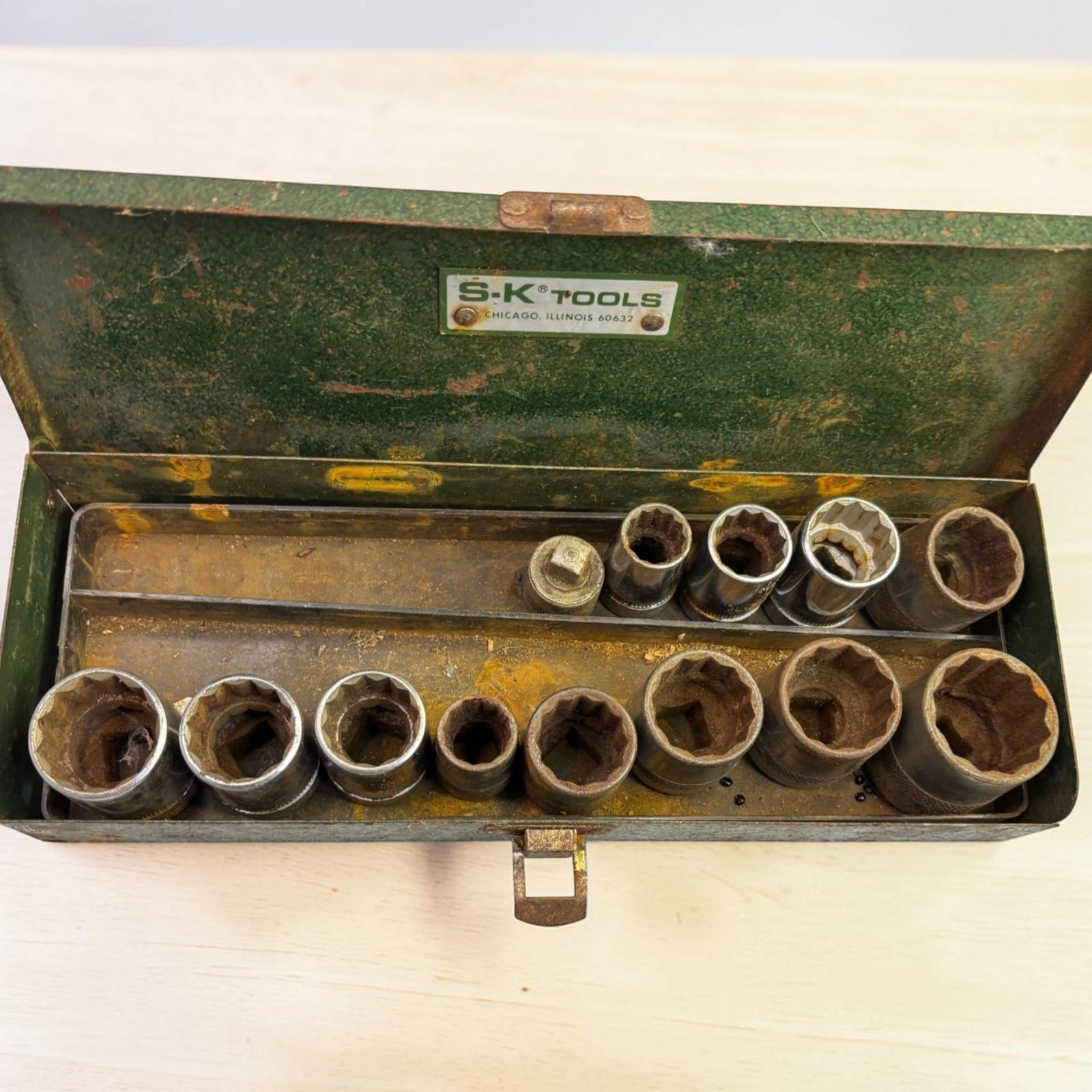 Indestro Super & Bog 1/2″ 12 Point SAE Mixed Socket Lot Made In USA