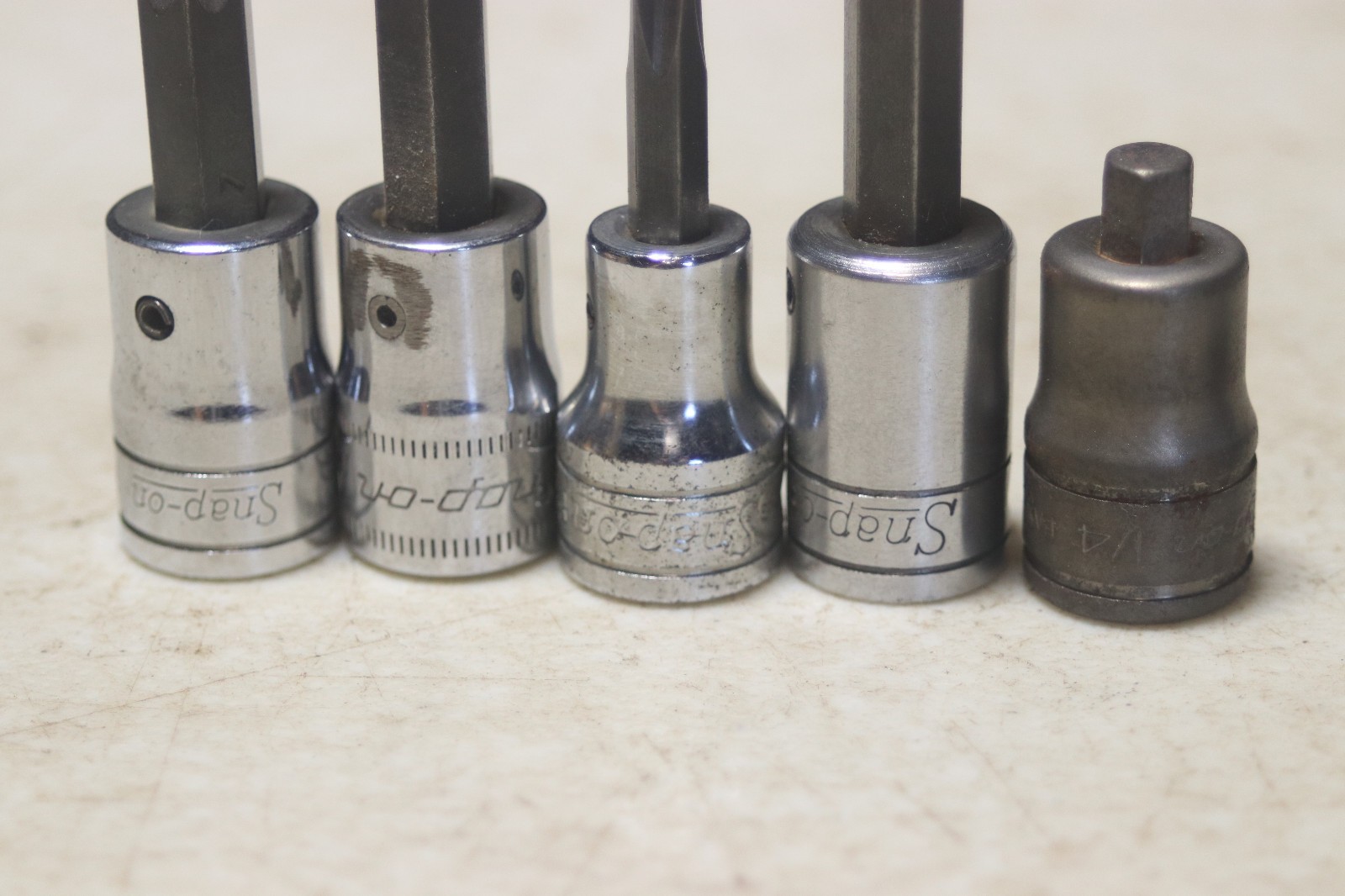 Lot of 10 Snap On 3/8 Inch Drive Torx Hex Screwdriver & Triple Square Bits