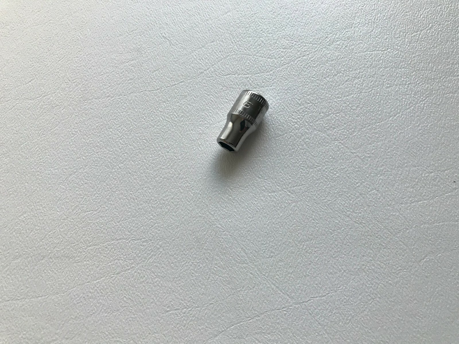 Snap-On Tools USA NEW 1/4″ Drive 6pt 6mm Metric Shallow Chrome Socket TMM6
