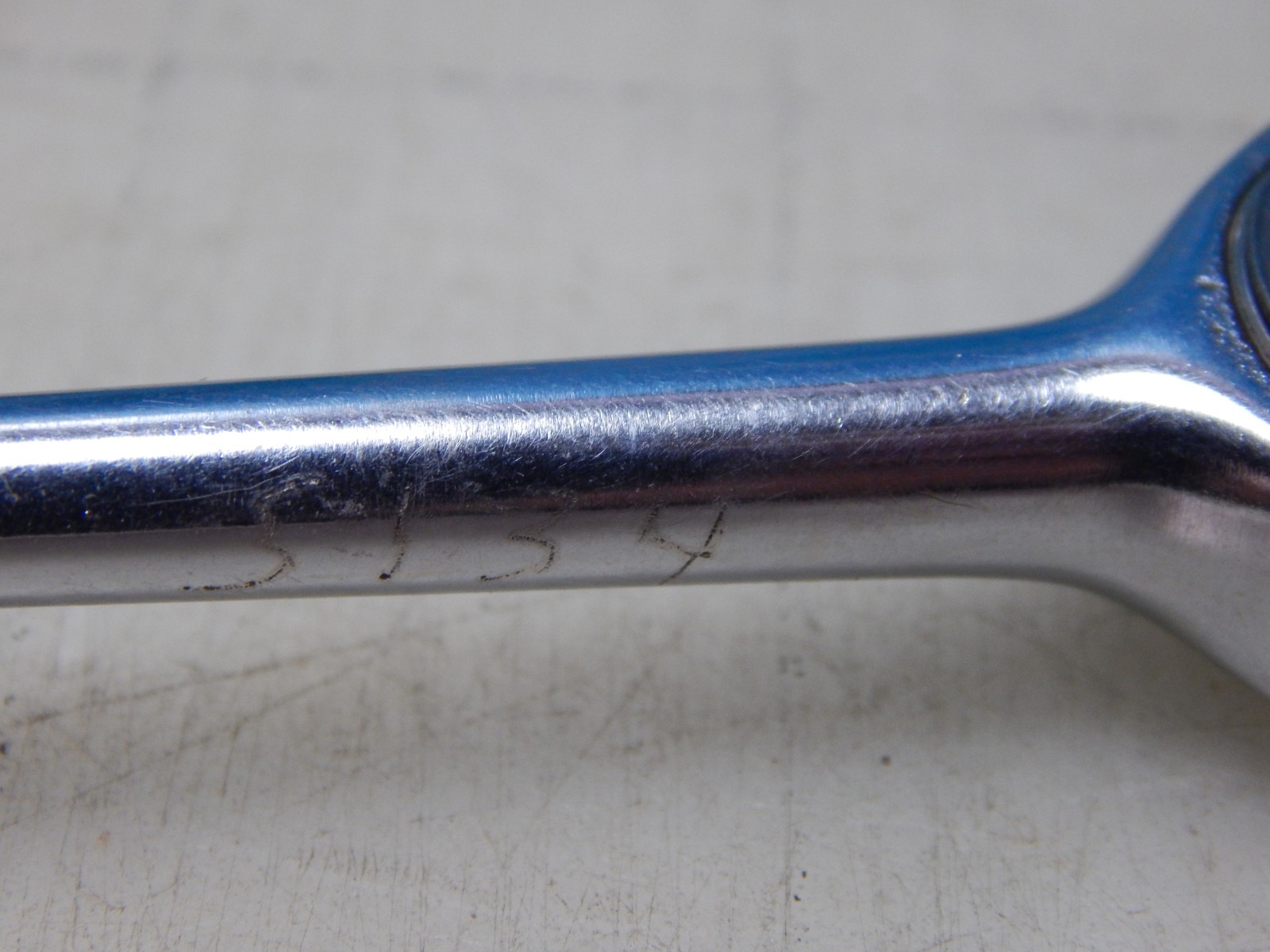 Vintage Challenger 1/4″ Drive Ratchet Knurled Handle Chrome 1060 USA 4.5″