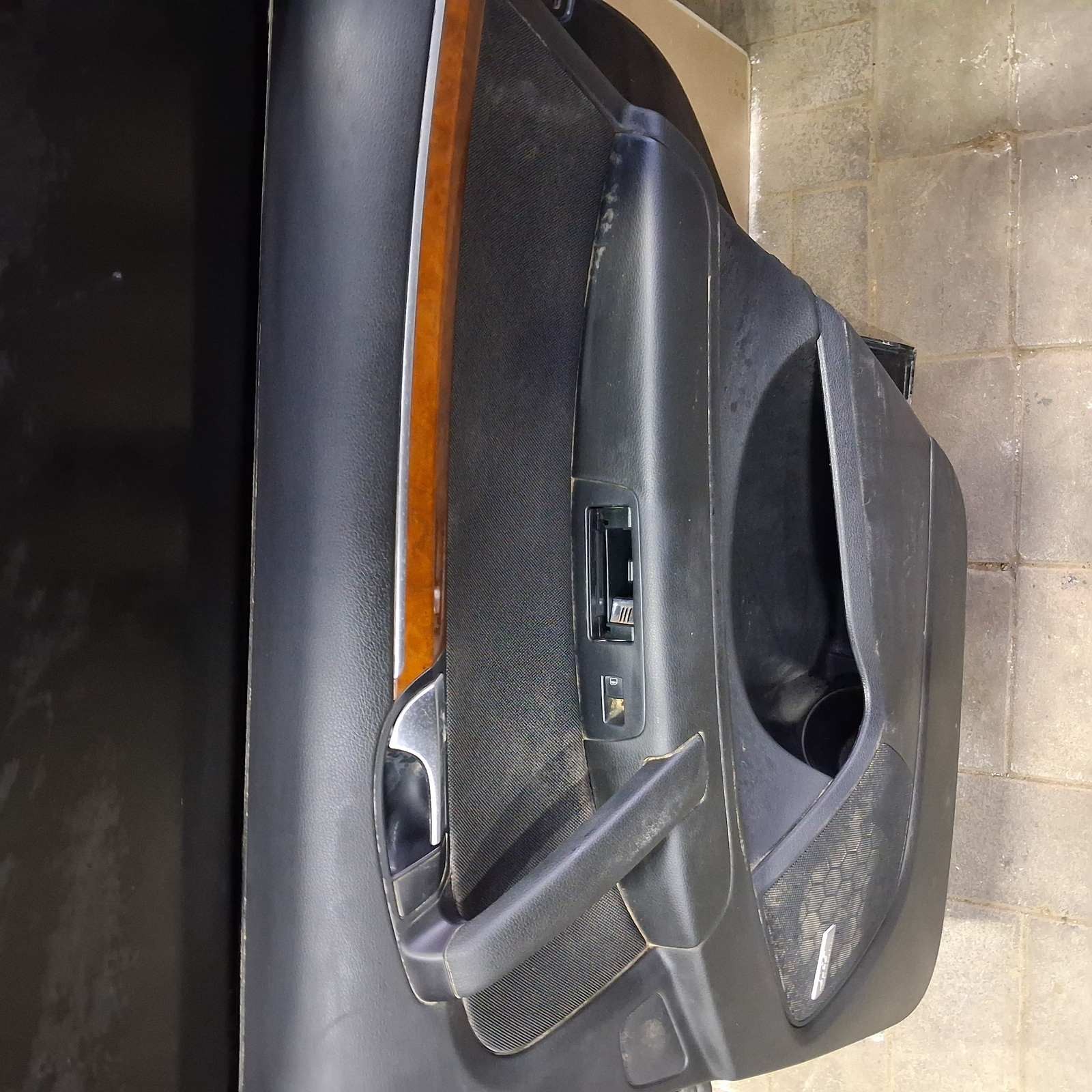2007-2015 Audi Q7 Door Seal 4L0833721A